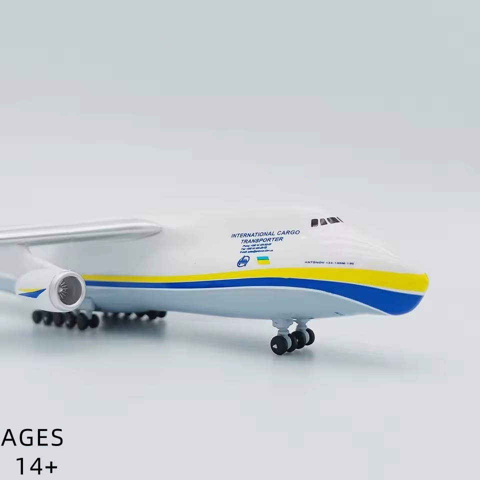 Schaal 1:400 Antonov An-124 Tr - Model Airplane Plastic recensie en prijs